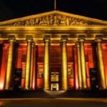 Buckingham Palace – the official residence of the Queen of Britain